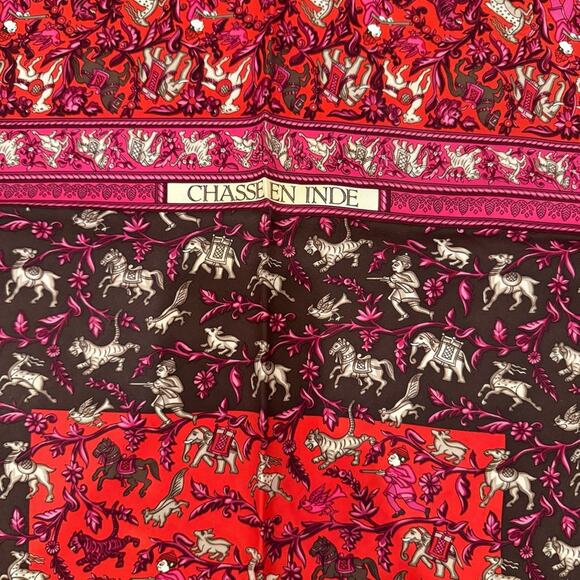 Hermes Chase En Inde Silk Scarf - Picture 4 of 7